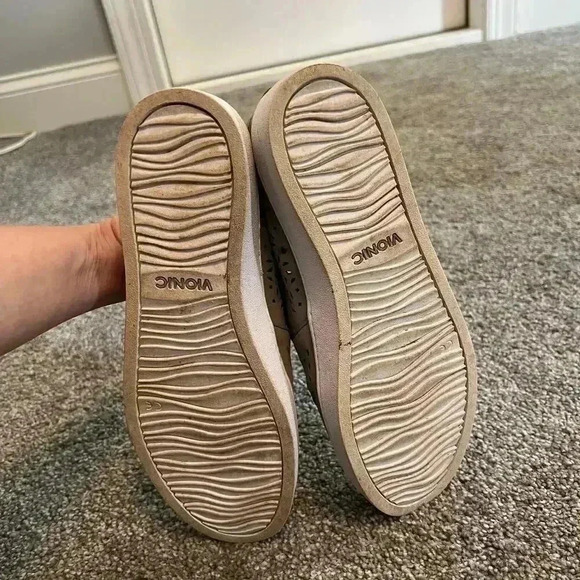 Vionic Splendid Midi Perf Slip-on Sneakers Grey Size 7 - Picture 4 of 9